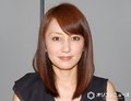 矢田亜希子、ミニ丈ワンピから“生足美脚”がスラリ「イイ脚たまらん」「美脚すぎる」「ブラボーーー」