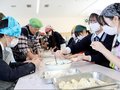 中国のギョーザ、モチモチ　高岡・伏木高生が食文化体験、皮から手作り