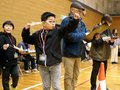 紙飛行機、長く飛んだよ　入善で児童ら大会、作り方学び滞空時間競う