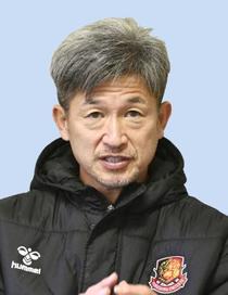 カズ、最年長出場記録更新