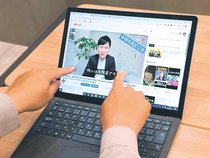 ＜SNS選挙の功罪＞（上）　政治系切り抜き動画<br />入り乱れる投稿者／広告収入月１００万円も