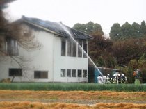 入善・青木で建物火災