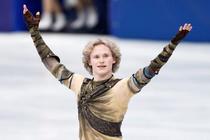 男子ＳＰ、冷静マリニン首位発進