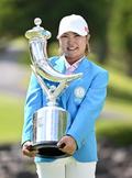 高橋彩華が３季ぶり２勝目