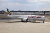 邦人「救出」エチオピア機