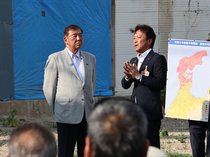 石破首相、氷見の被災地視察　液状化被害の現状把握、伏木も訪問