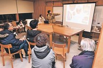 氷見市中央町商店街ビル解体後にアーケード　富山大生が活性化案