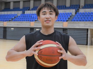 大学３年まで警察官志望<br />上田隼輔変えたＢ１初観戦