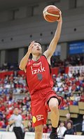富山、初の開幕２連勝　攻守で横浜圧倒