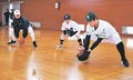 中学野球部に基本技術指導　高岡でサンダーバーズ