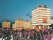 ＜市町村別２０２５重大ニュース＞射水市<br />新湊曳山ユネスコ無形遺産／「世界の宝」を次代へ　歓喜に沸く関係者