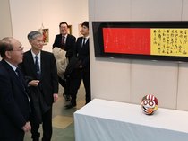 新春に芸術鑑賞いかが　北日本新聞社で「北カル」講師陣ロビー展