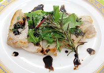 豚ロース肉の　ハーブ焼き