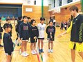 小中生がプロにバド教わる　明治安田生命、トナミ運輸選手ら講師