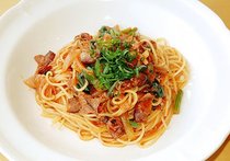 ホタルイカのトマトソースパスタ