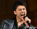 竹内涼真、礼拝堂で魂の熱唱　5年ぶりミュージカル主演への決意が熱すぎる「歴史に残るような舞台に」