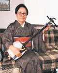 ＜宝物は何ですか？＞１５<br />滑川市・浜谷君子さん（８５）の三味線