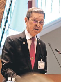 笹島入善町長、４選へ意向明言せず　「予算成立が責務」