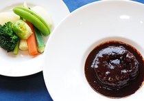 名水ポークバラ肉の赤ワイン煮込み