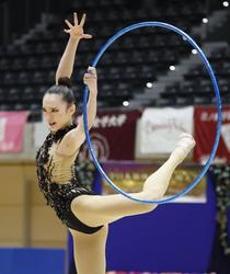 喜田未来乃が個人総合前半首位