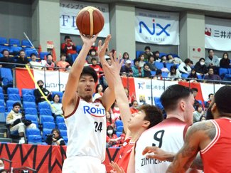 １１年ぶり地元富山凱旋の本多<br />「Ｂ２奈良のおっさん知って」