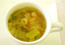 ハクサイとベーコンと春雨のスープ