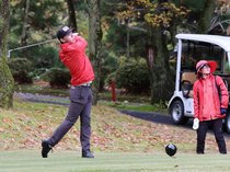 県マッチプレーゴルフ　富山・呉羽ＣＣで各クラスの決勝始まる