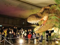 氷見で夏に「大恐竜博」県内初開催　実物大ロボット１０体展示、市芸術文化館 本年度事業発表