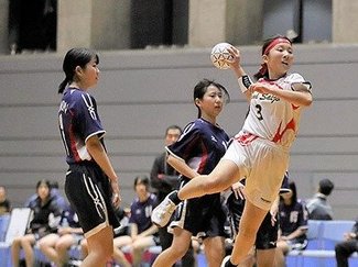 女子・西條（氷見）が県代表、開催地代表は十三・氷見南部　春中ハンド代表決定戦
