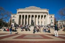 米移民捜査官がＮＹで学生拘束