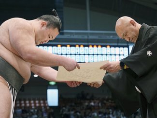 朝乃山 来場所の番付を予想してみた