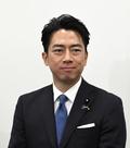 小泉防衛相「産業の影響注視」