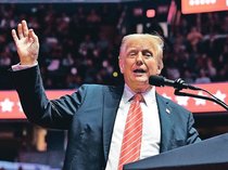 トランプ氏、再び大統領　２１日未明（日本時間）に就任式、政策大転換「米国第一」