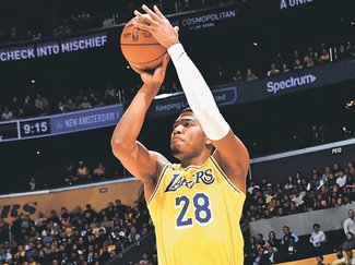 八村は３得点　チームは敗れる