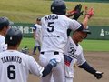 サンダーバーズが前期優勝　石川に７－５