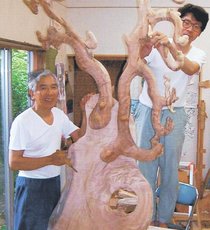 追想ありし日<br />［木彫を先導した日展会員］川原和夫（かわはら・かずお）さん（南砺市井波）