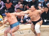 朝乃山２桁勝利は通過点　十両優勝に望み、１４日目に大一番