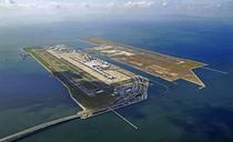 ジェットスター機緊急着陸、関空