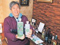 蒸留所の夢を富山で　能登地震で珠洲から朝日へ移住の松田さん、町特産使い感謝のジン