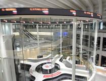 東証反落、終値６６８円安