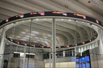 東証続落、終値１７４円安