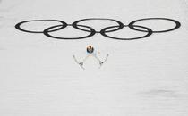 丸山希、ジャンプ女子「銅」