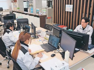 フロントライン富山けいざい（９２）<br />取得進む厚労省認定／働きやすさアピール