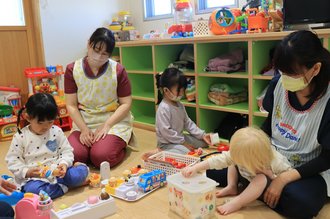 【学生記者リポート】ニーズ高まる病児・病後児保育　「助かった」の声の一方で受け入れ断念も