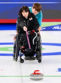 カーリング小川、中島組が初勝利