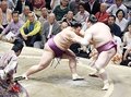 朝乃山突きで快勝　７勝目トップ並ぶ　夏場所８日目
