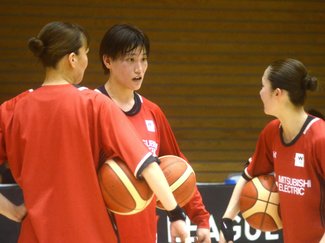 女子バスケＷリーグの三菱電機<br />新主将は２０歳の澤（魚津出身）