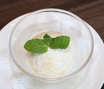 ゴールドキウイのフローズンヨーグルト