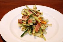 プロシュート・コットのサラダ