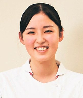 カラフル<br />厚生連高岡病院 看護師・白井愛唯さん